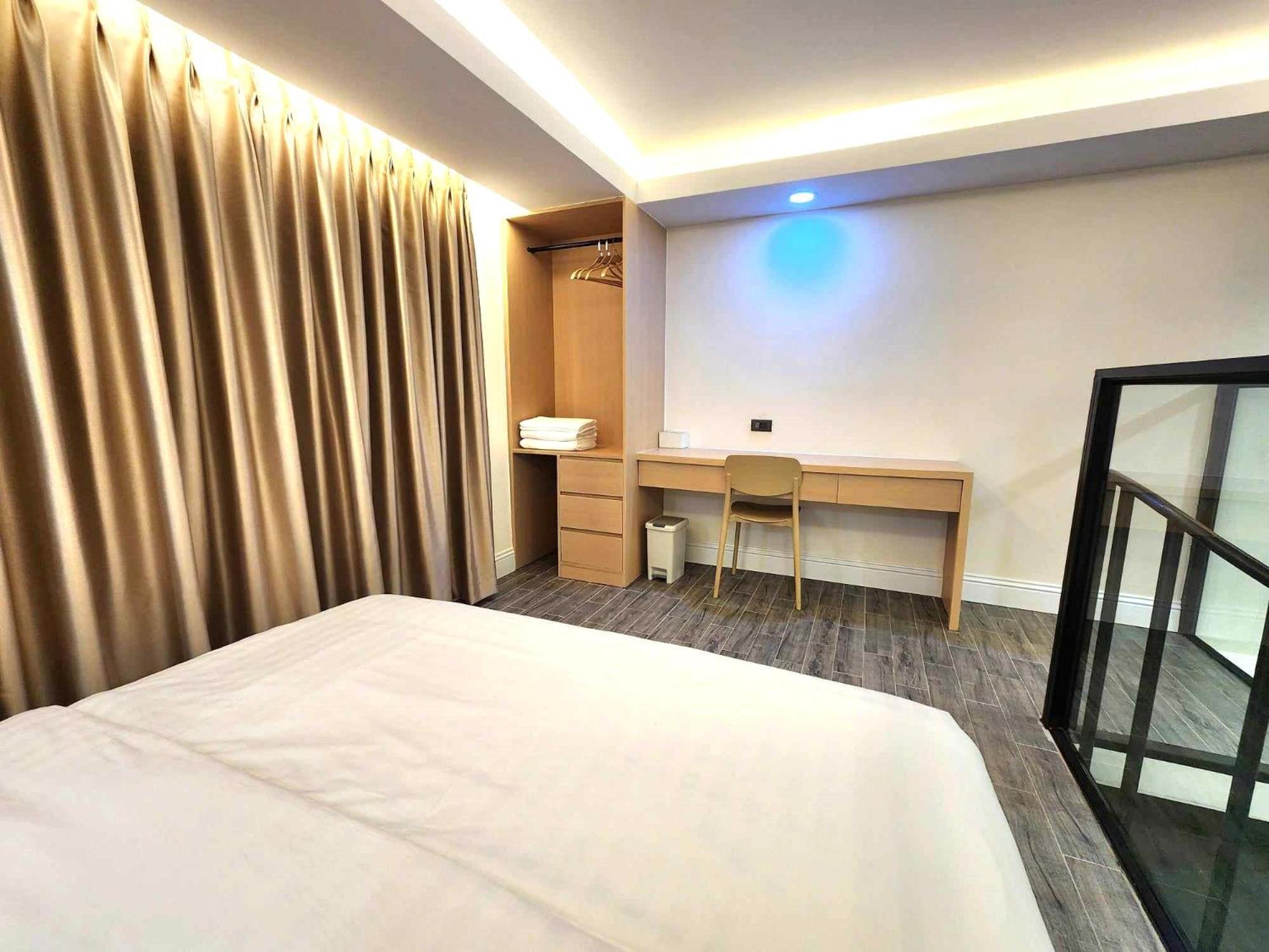 Kenton House Apartment Саванакет Екстериор снимка