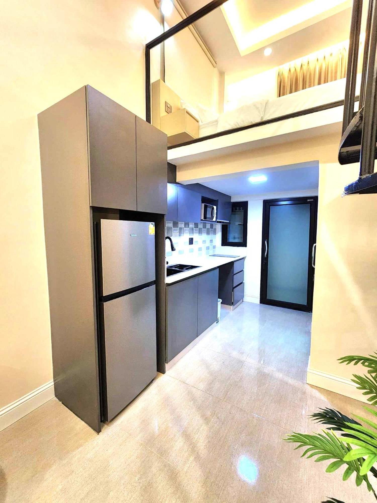 Kenton House Apartment Саванакет Екстериор снимка