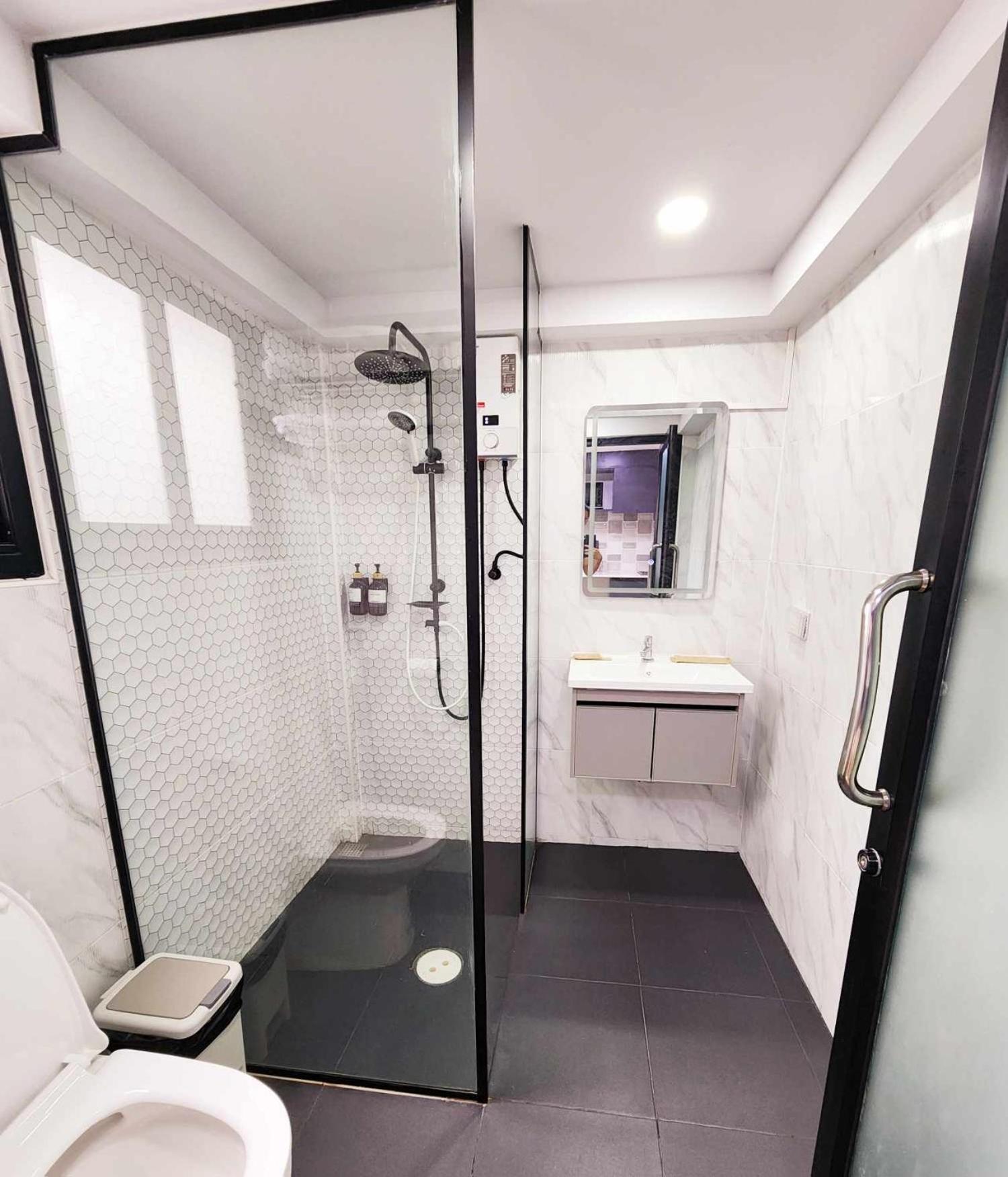 Kenton House Apartment Саванакет Екстериор снимка